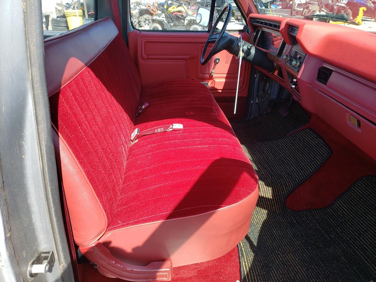 Photo 6 from auction – 1982 FORD F100 with VIN 1FTDF10F4CPA91859