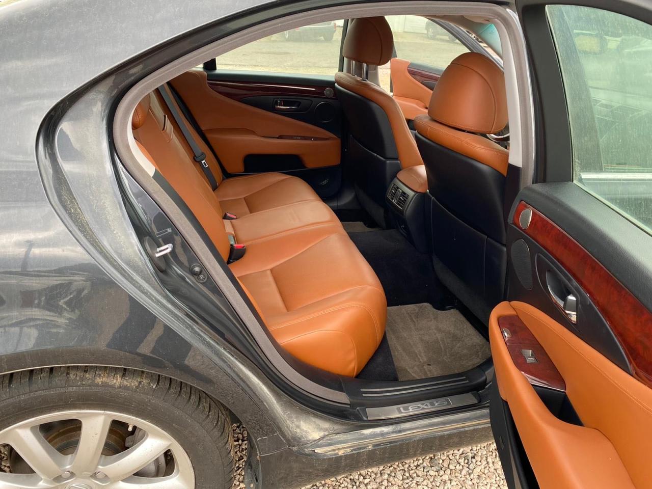 Photo 6 from auction – 2007 LEXUS LS 460 with VIN JTHBL46F175007473