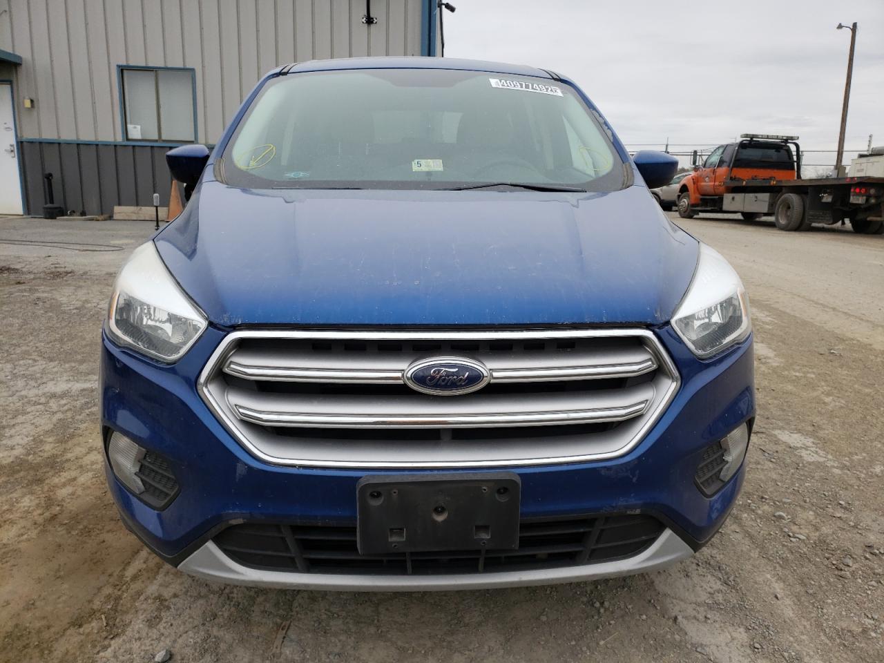 Photo 9 from auction – 2017 FORD ESCAPE SE with VIN 1FMCU0GD5HUA25065