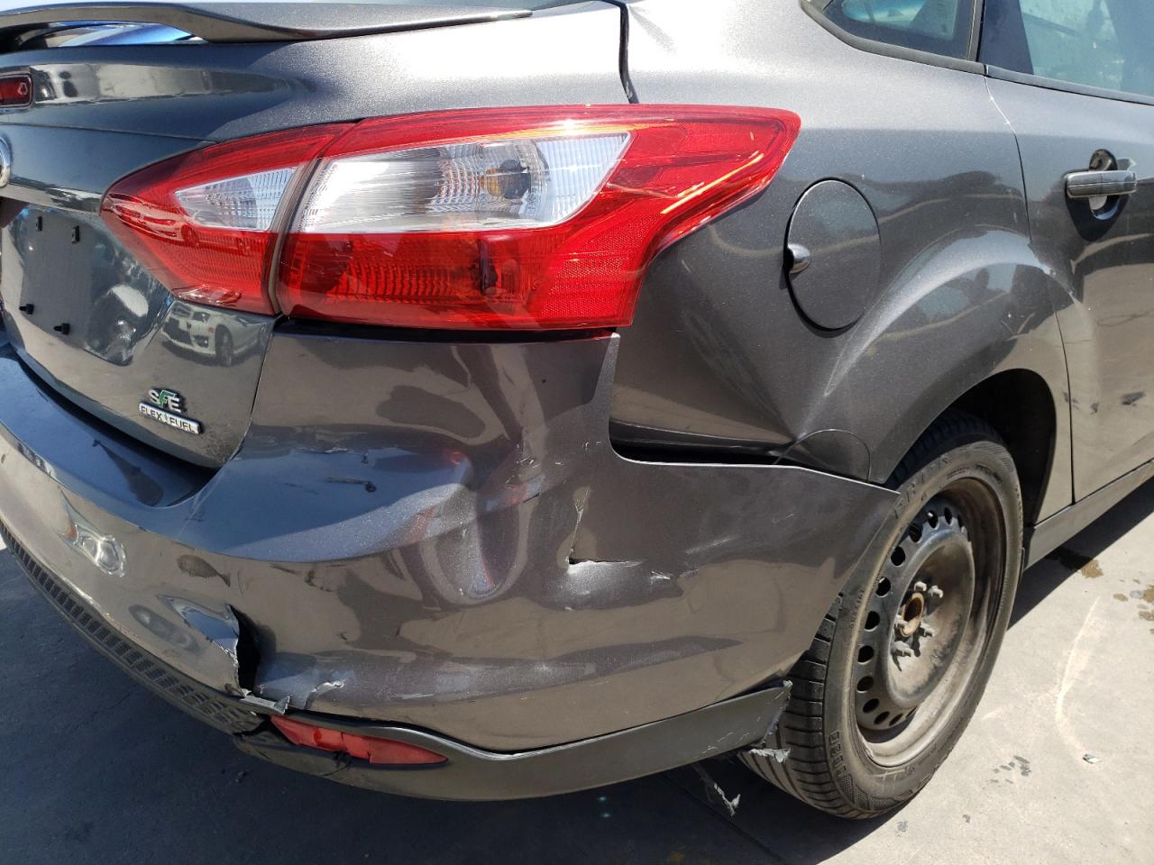 Foto 9 de la subasta – 2013 FORD FOCUS SE con VIN 1FADP3F29DL106173