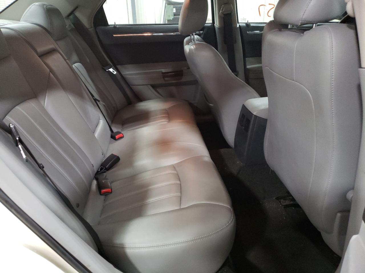 Photo 6 from auction – 2006 CHRYSLER 300C with VIN 2C3LA63H26H285940