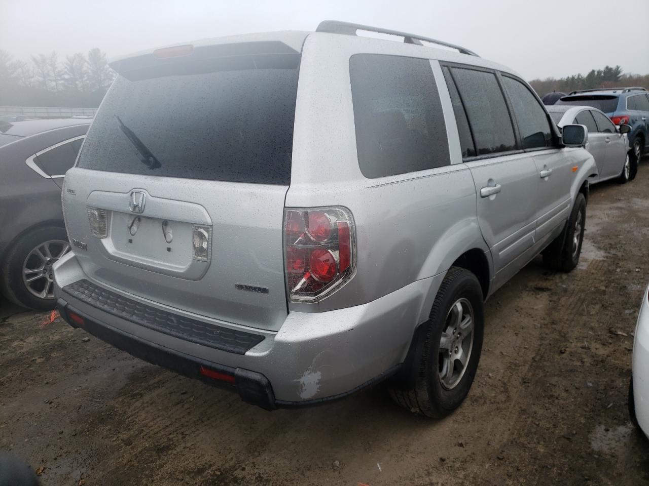 Photo 4 from auction – 2008 HONDA PILOT EXL with VIN 5FNYF18608B013697