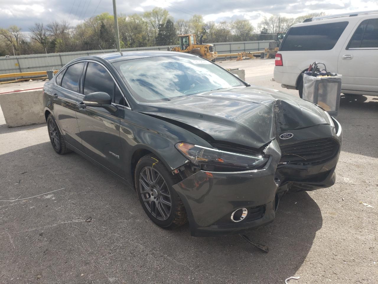 FORD FUSION SE 2015 with VIN 3FA6P0LU0FR203912 - Photo from auction
