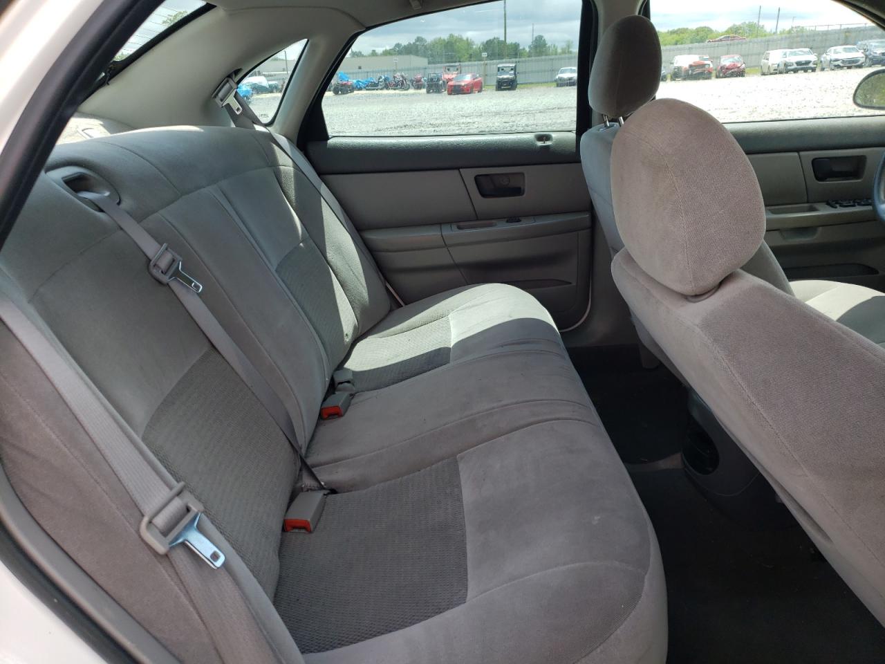 Foto 6 de la subasta – 2007 FORD TAURUS SE con VIN 1FAFP53U27A115727