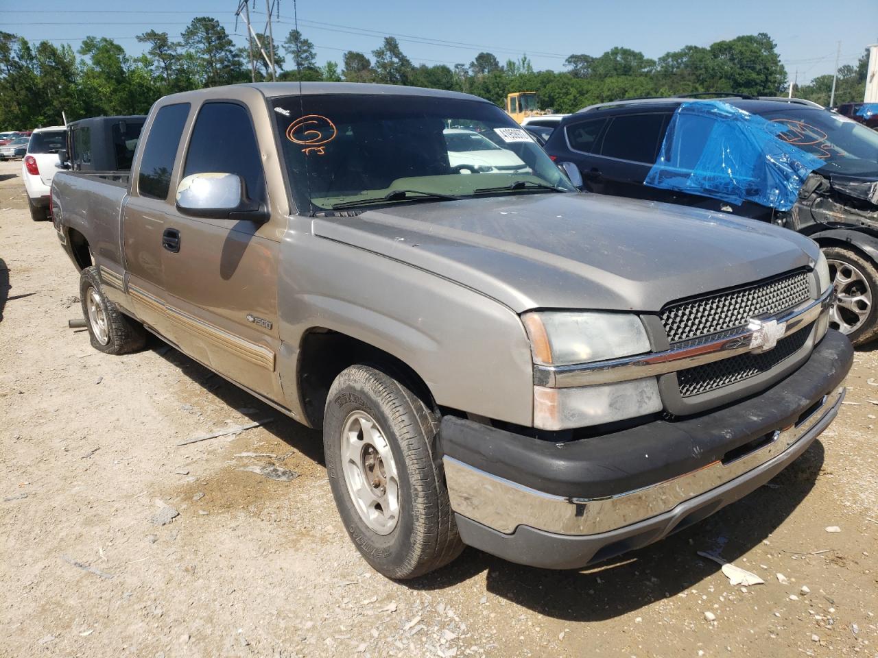 CHEVROLET SILVERADO 2003 with VIN 2GCEC19V031398479 - Photo from auction