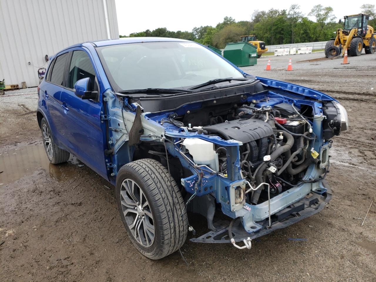 MITSUBISHI OUTLANDER 2017 with VIN JA4AP3AU0HZ068643 - Photo from auction