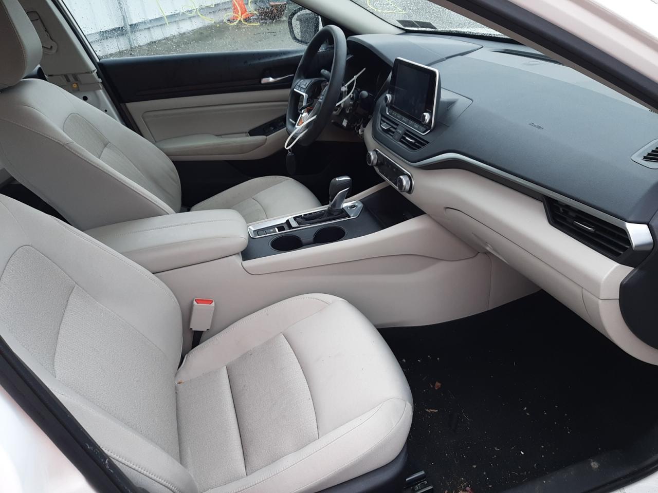Photo 5 from auction – 2020 NISSAN ALTIMA S with VIN 1N4BL4BW7LC147076