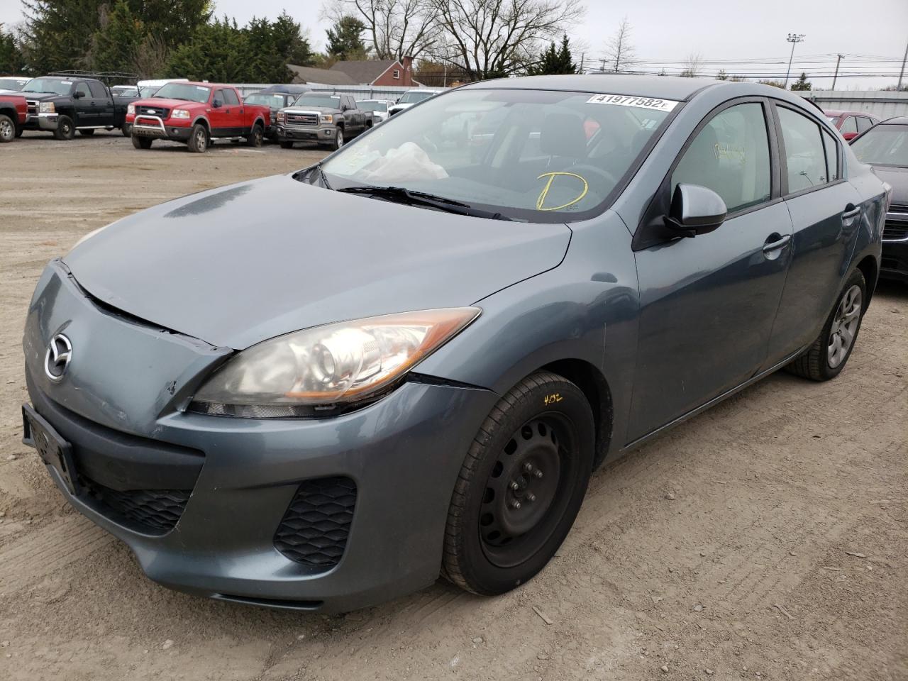 Photo 2 from auction – 2012 MAZDA 3 I with VIN JM1BL1UG3C1511262