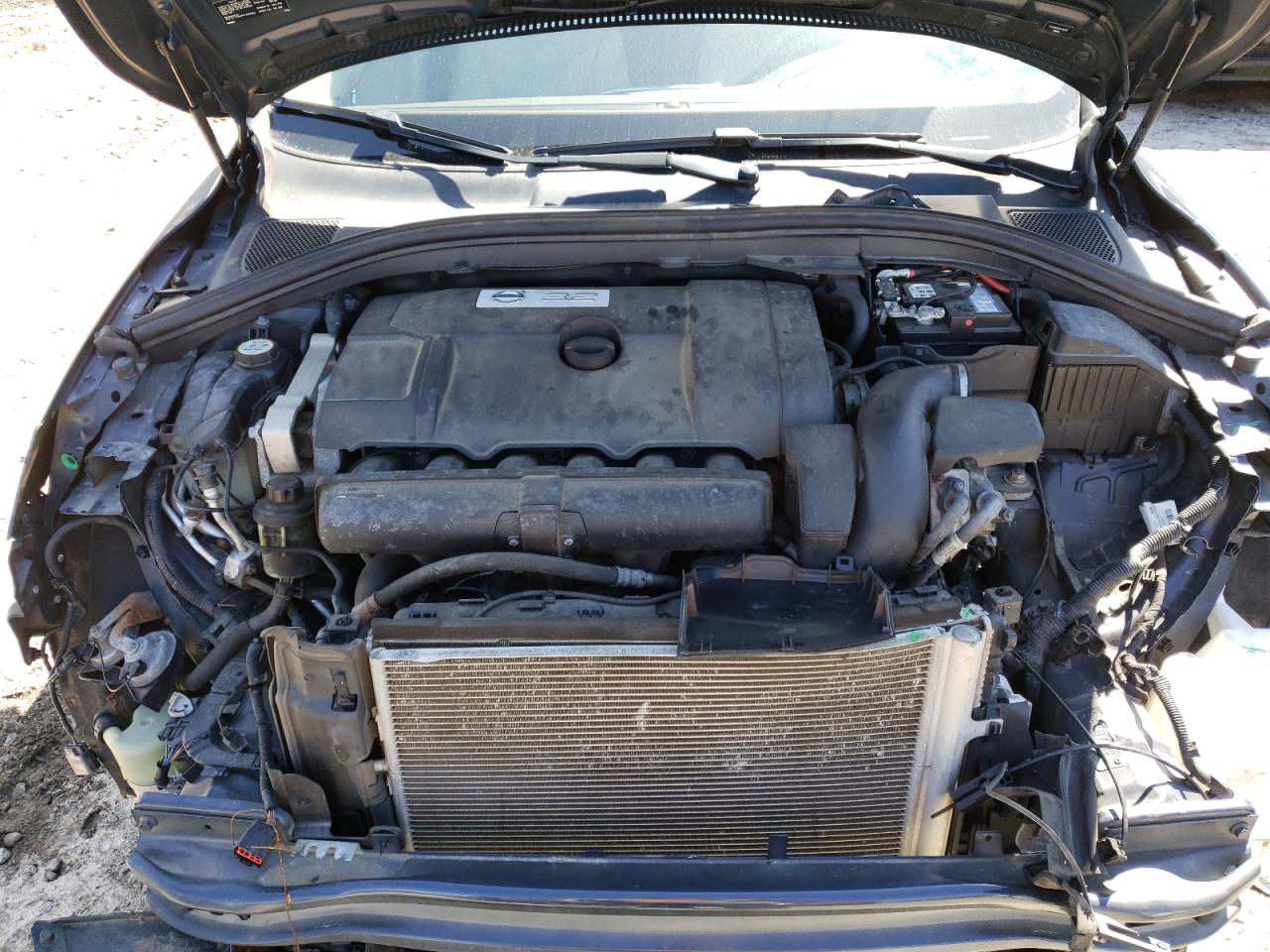 Photo 7 from auction – 2013 VOLVO XC60 3.2 with VIN YV4940DZ5D2409235