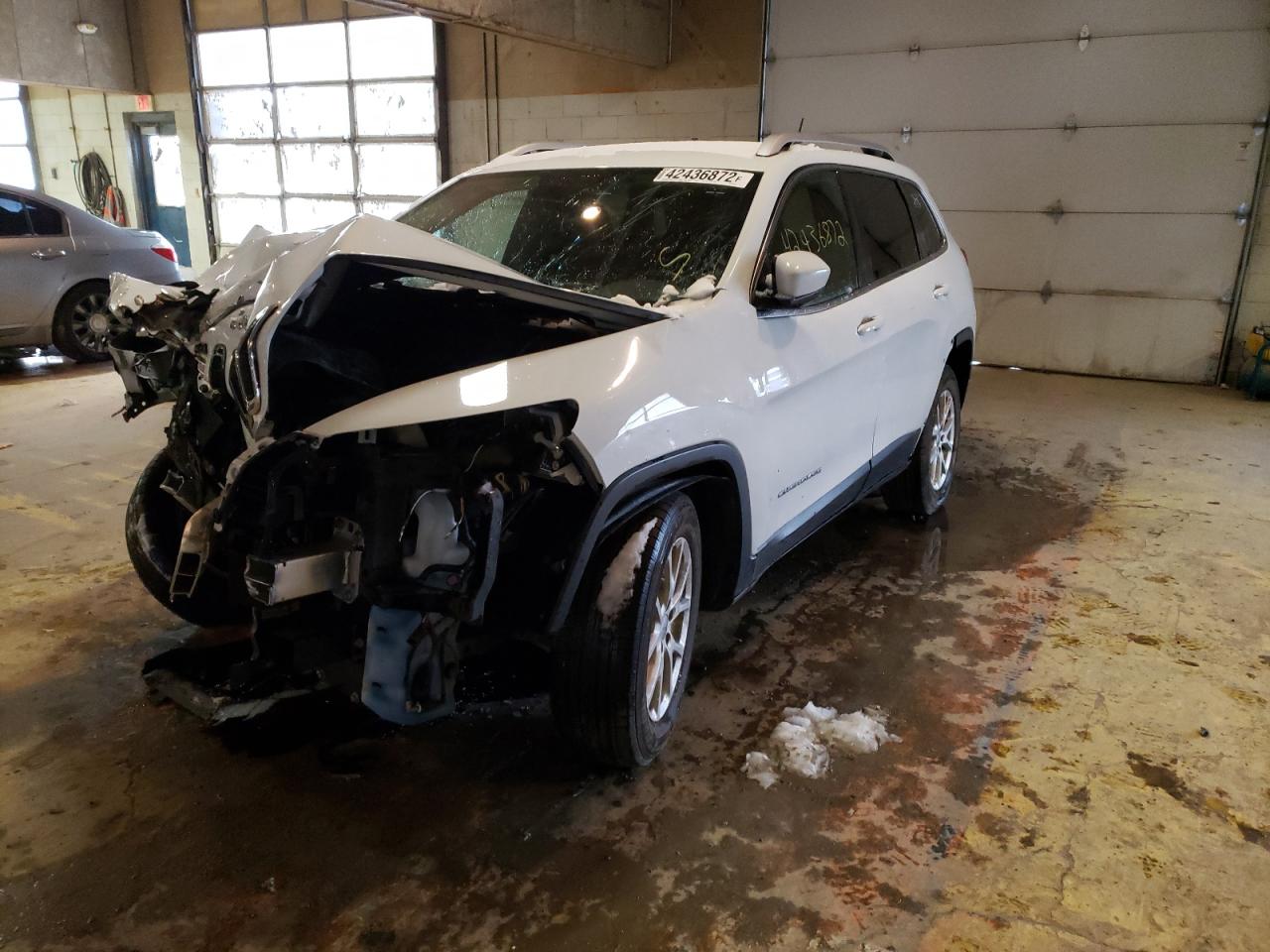 Photo 2 from auction – 2015 JEEP CHEROKEE L with VIN 1C4PJMCB3FW623134