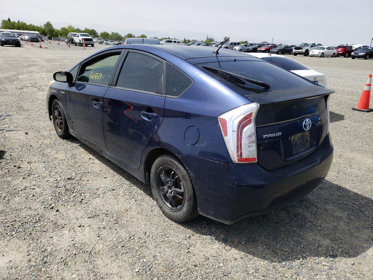 Photo 3 from auction – 2013 TOYOTA PRIUS with VIN JTDKN3DU7D1707704