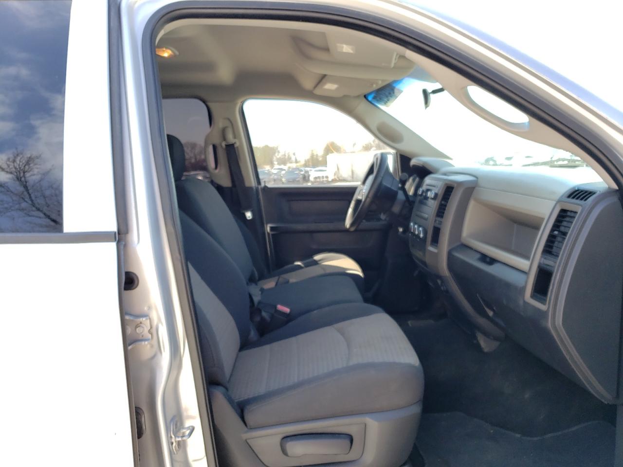 Photo 5 from auction – 2011 DODGE 1500 SLT with VIN 1D7RB1CTXBS670925