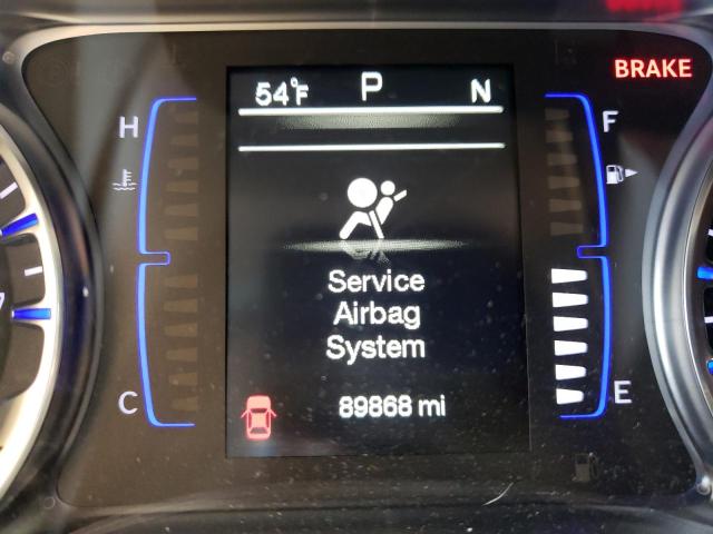 Photo 8 from auction – 2015 CHRYSLER 200 LIMITE with VIN 1C3CCCAB5FN662548