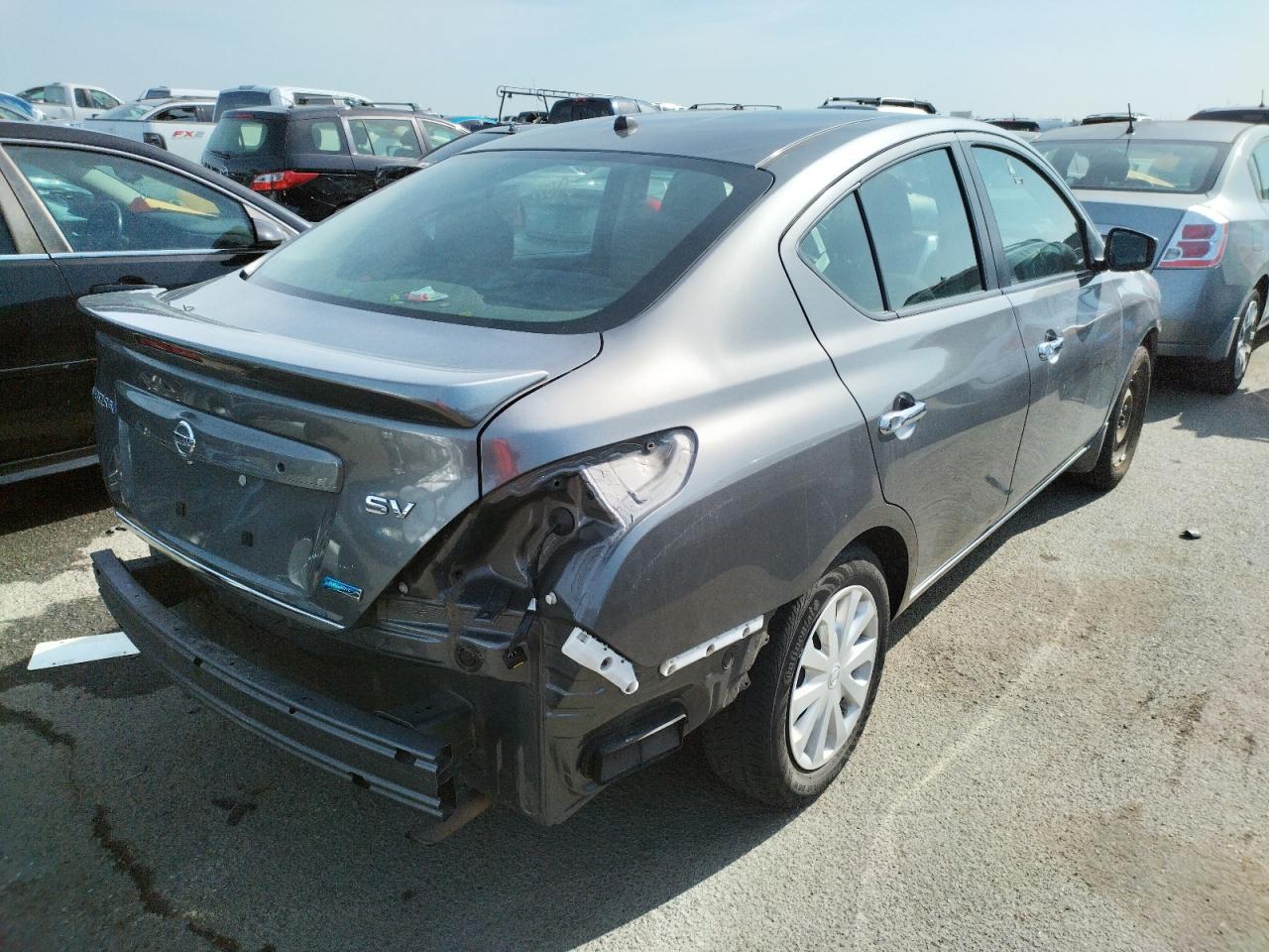 Photo 4 from auction – 2016 NISSAN VERSA S with VIN 3N1CN7AP7GL846676