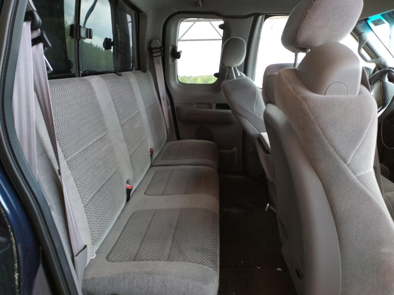 Photo 6 from auction – 2002 FORD F150 with VIN 1FTRX17WX2NA72283