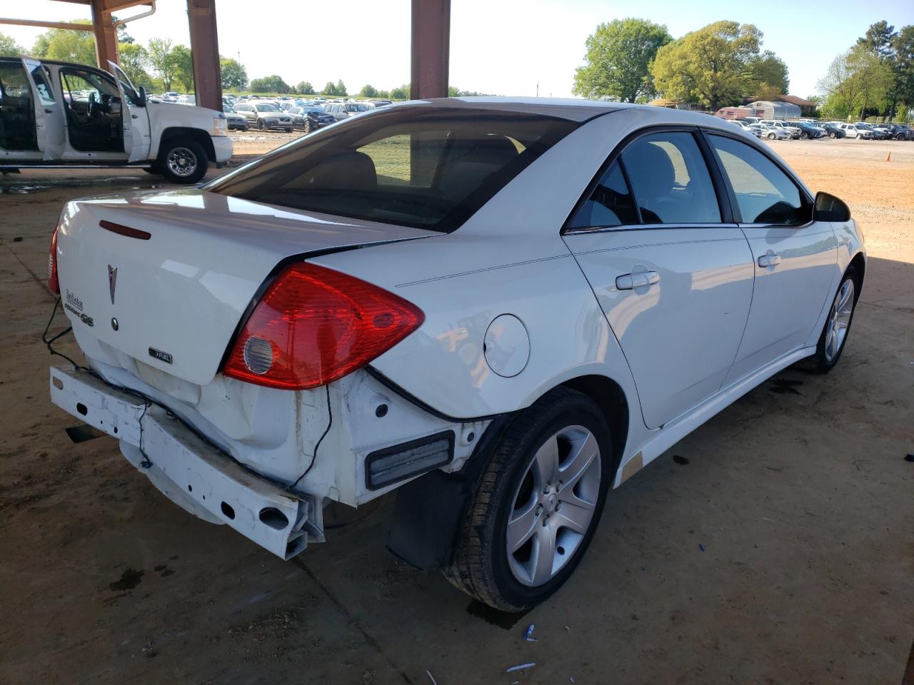 Photo 4 from auction – 2010 PONTIAC G6 with VIN 1G2ZA5E05A4125634