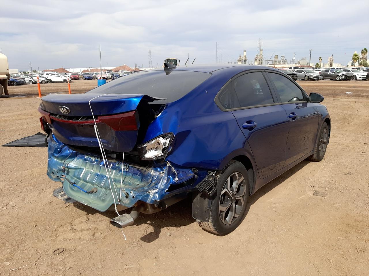 Photo 4 from auction – 2019 KIA FORTE FE with VIN 3KPF24AD7KE011729