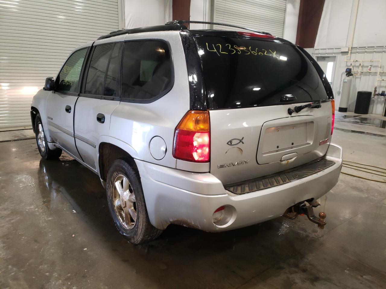 Photo 3 from auction – 2006 GMC ENVOY with VIN 1GKDT13S262340036