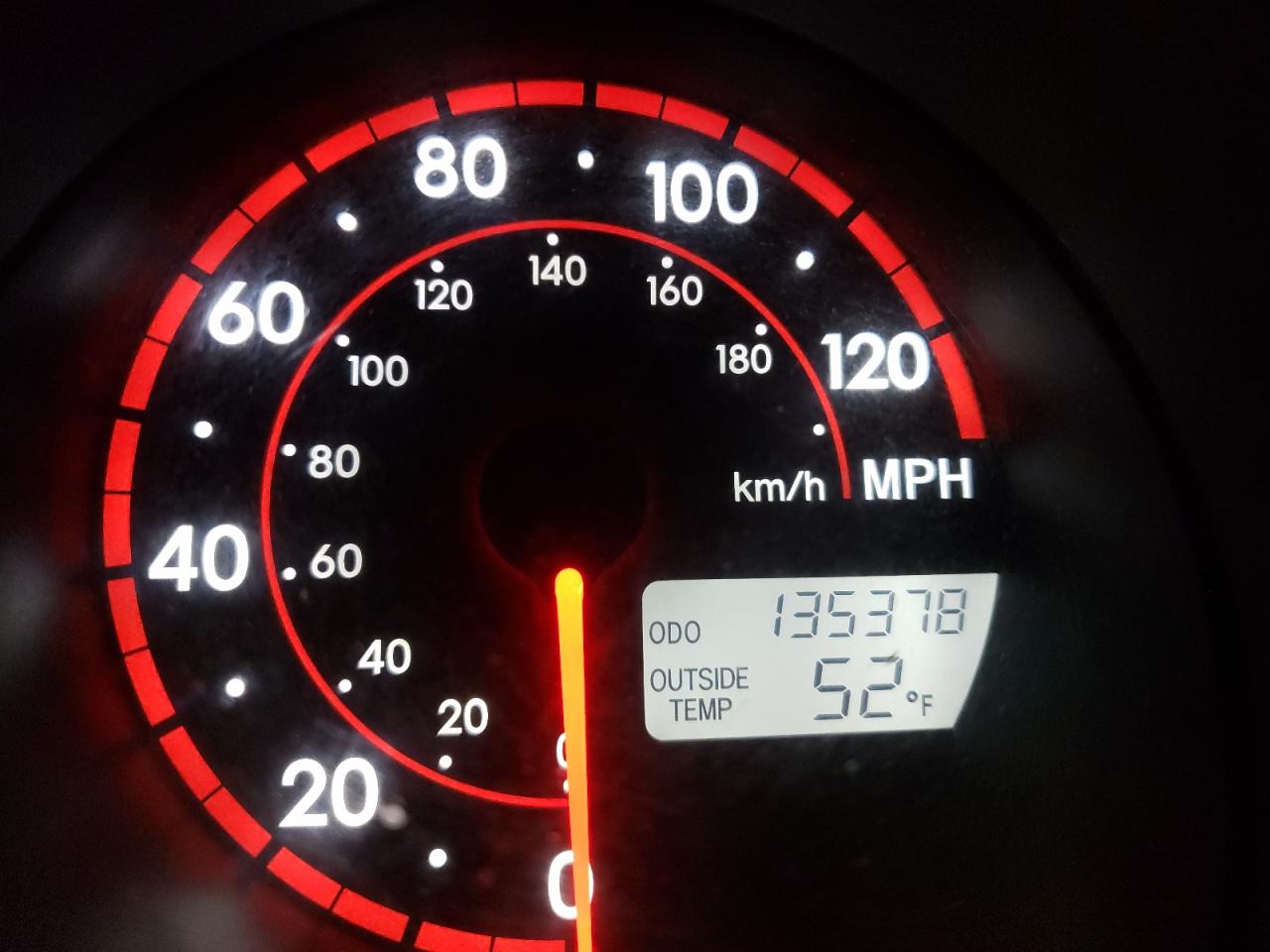 Photo 8 from auction – 2007 TOYOTA MATRIX AUT with VIN 2T1KR32E87C642085