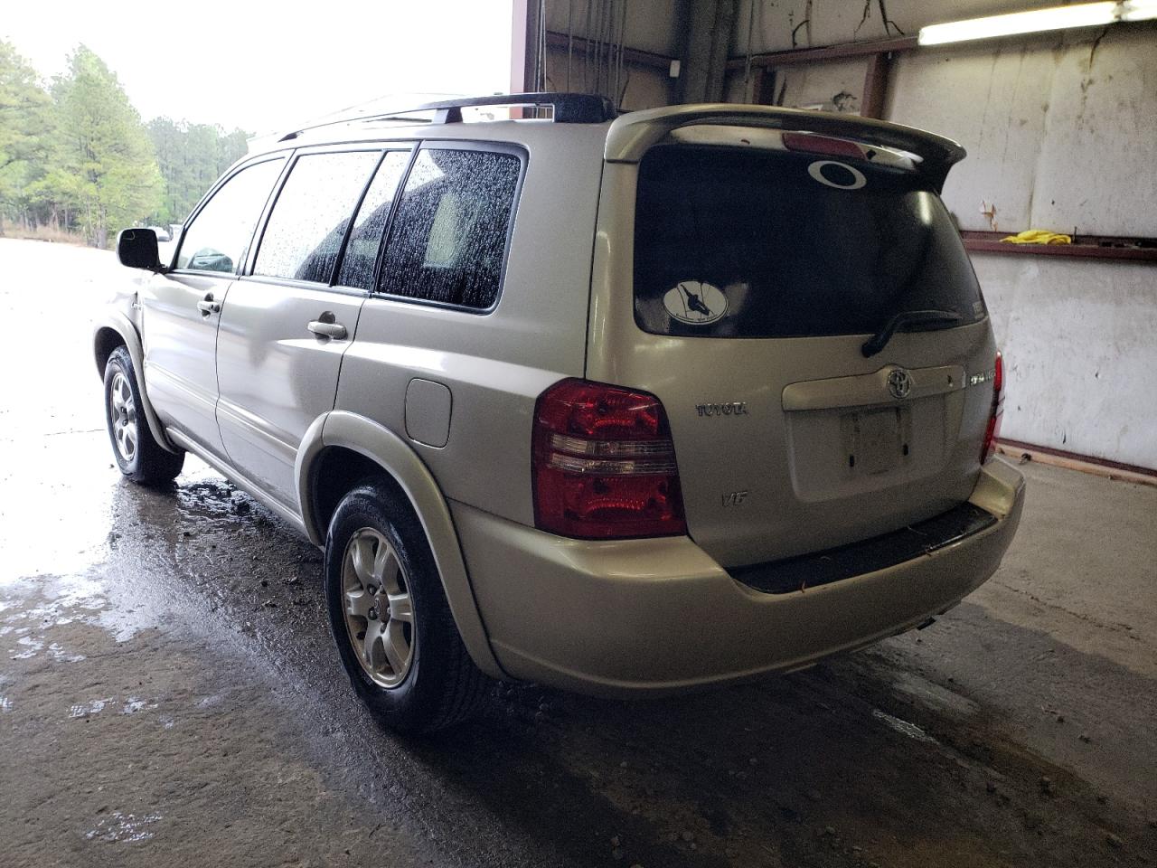 Photo 3 from auction – 2002 TOYOTA HIGHLANDER with VIN JTEGF21A520061553