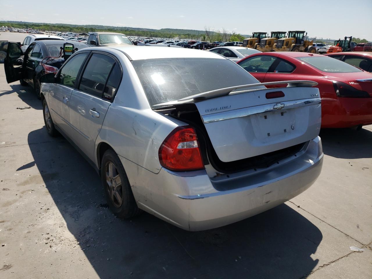 Photo 3 from auction – 2005 CHEVROLET MALIBU LS with VIN 1G1ZT52825F314177