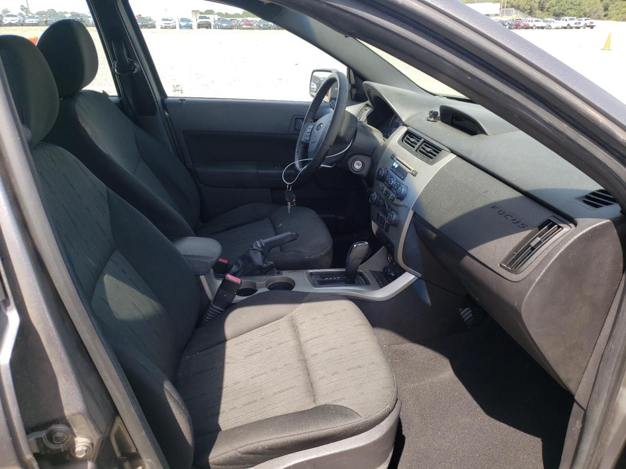 Photo 5 from auction – 2010 FORD FOCUS SE with VIN 1FAHP3FN9AW203203