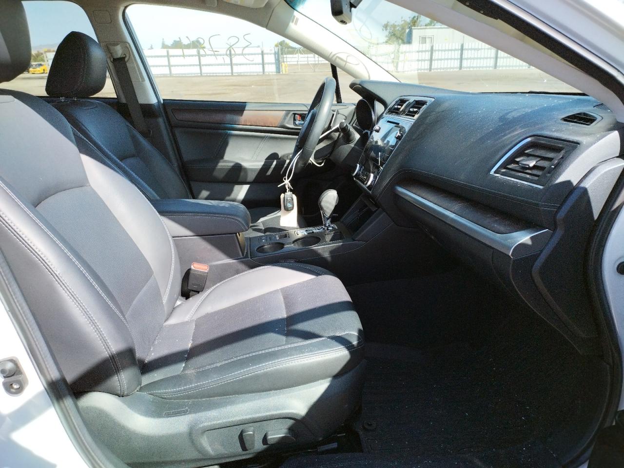 Photo 5 from auction – 2019 SUBARU OUTBACK 2. with VIN 4S4BSANCXK3298632