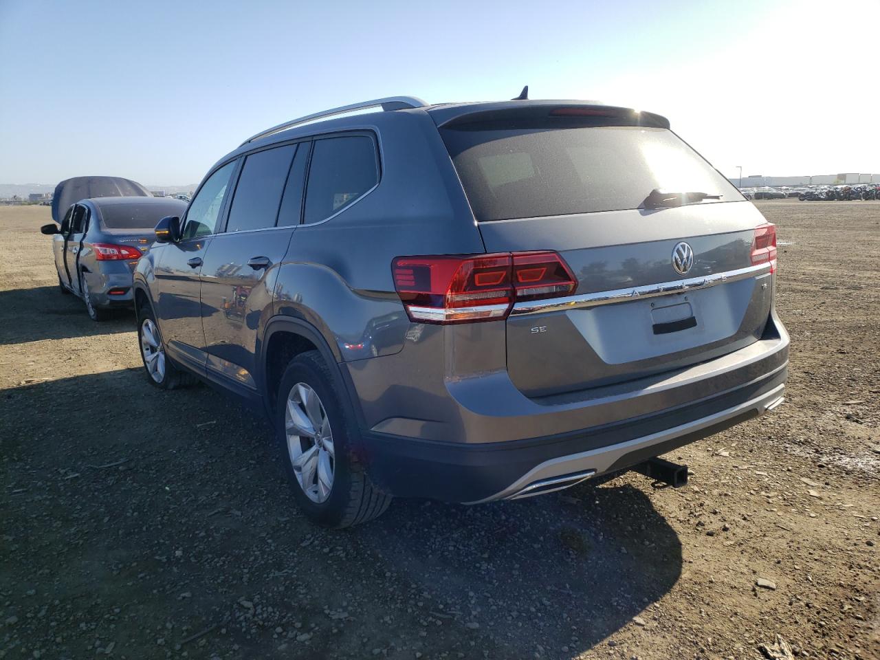 Photo 3 from auction – 2018 VOLKSWAGEN ATLAS with VIN 1V2DR2CA3JC520523
