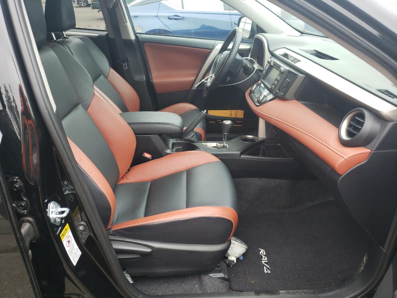 Photo 5 from auction – 2014 TOYOTA RAV4 LIMIT with VIN 2T3DFREV1EW205810
