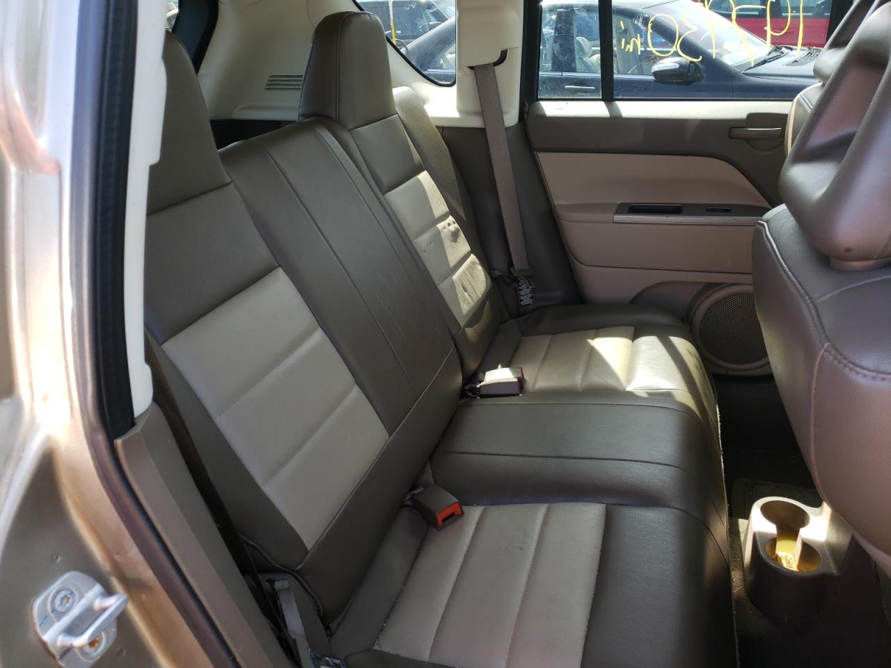Photo 6 from auction – 2007 JEEP COMPASS LI with VIN 1J8FF57W07D106590