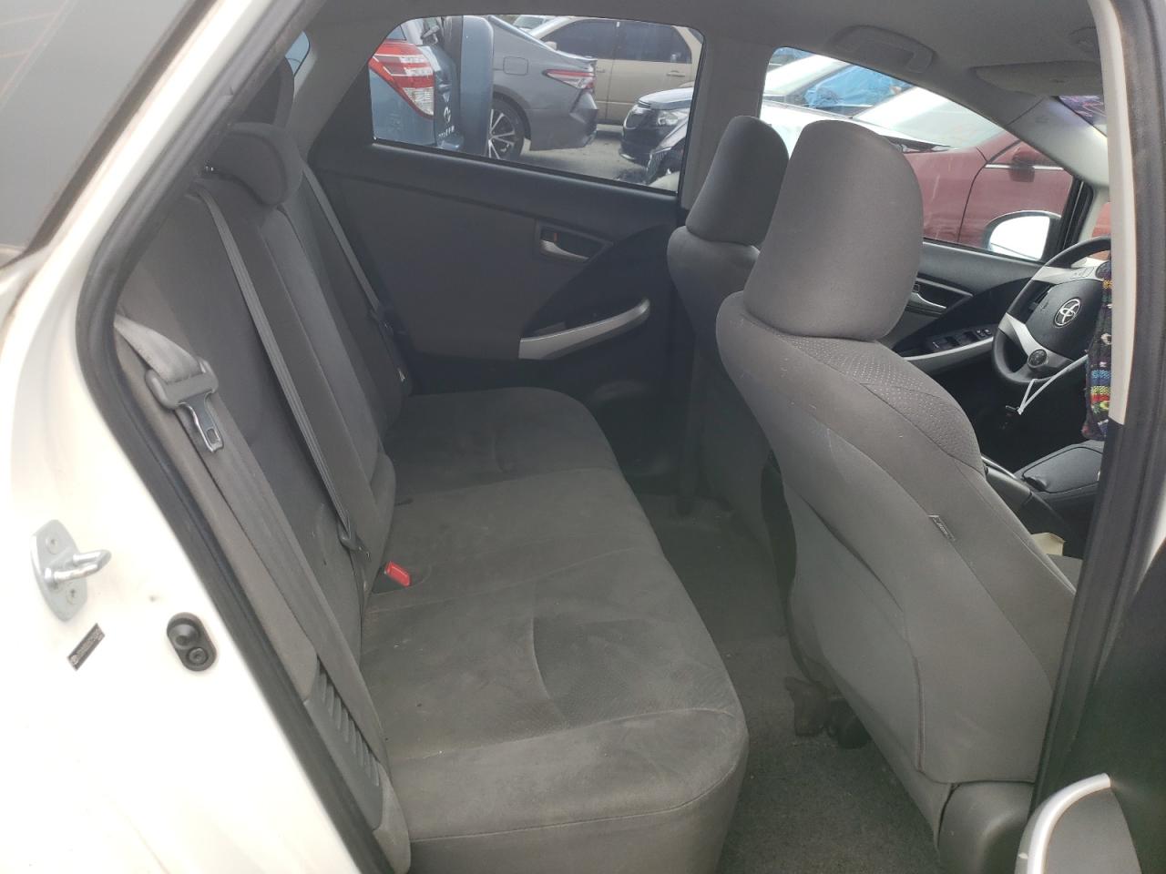 Photo 6 from auction – 2012 TOYOTA PRIUS with VIN JTDKN3DU5C1532416