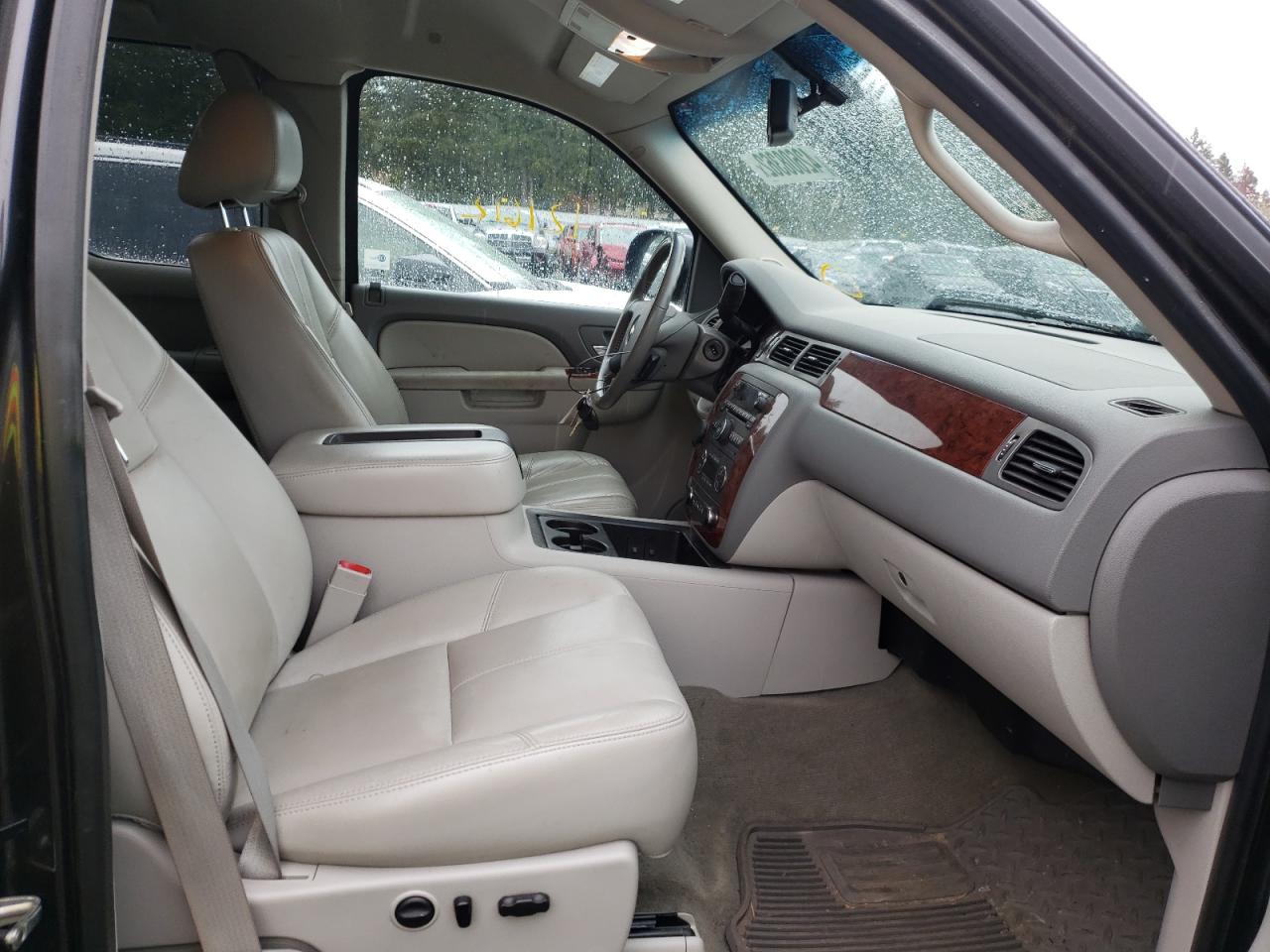 Photo 5 from auction – 2011 CHEVROLET SILVERADO with VIN 1GCRKTE37BZ233510