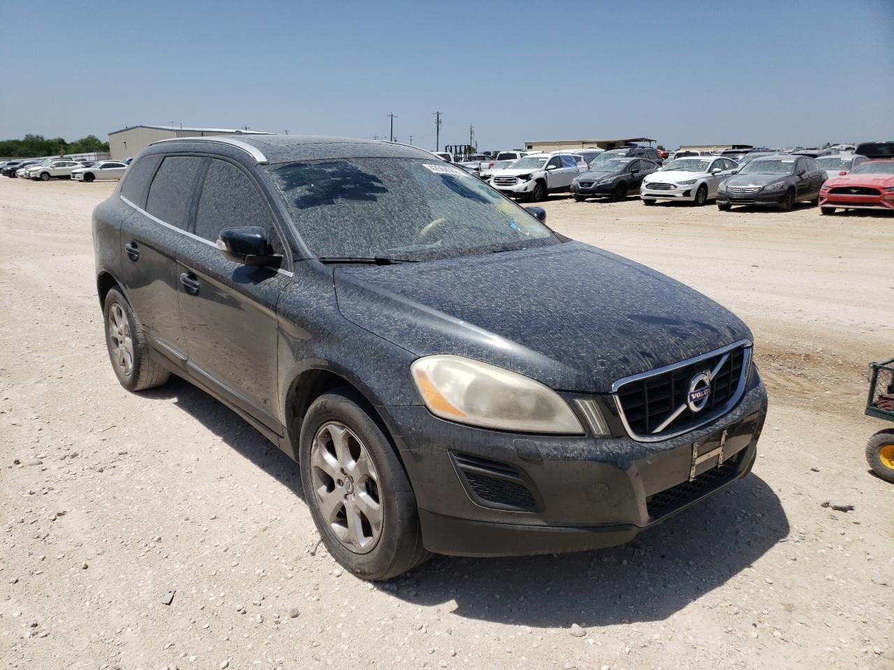 VOLVO XC60 3.2 2013 with VIN YV4952DL7D2428244 - Photo from auction