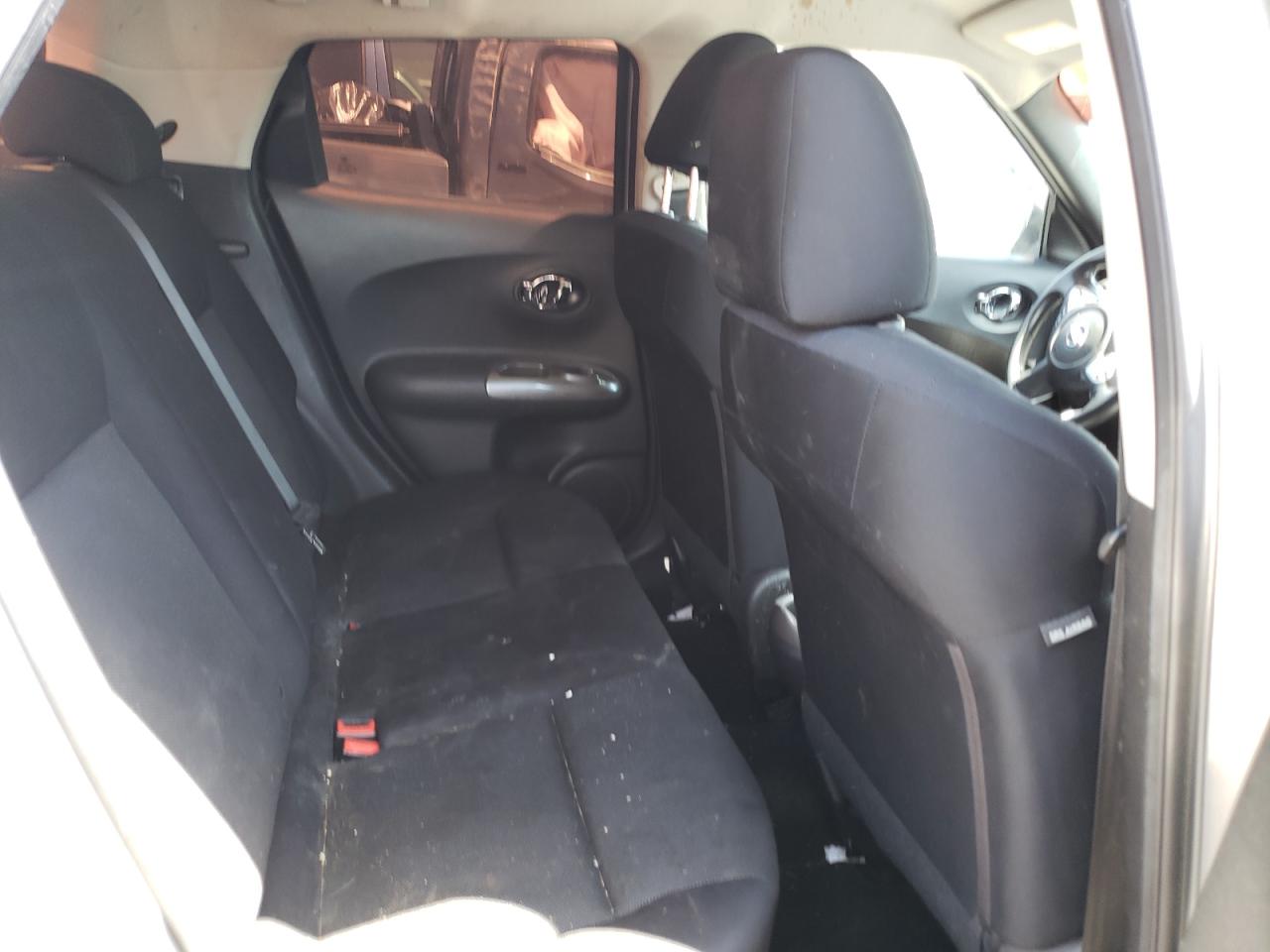 Photo 6 from auction – 2012 NISSAN JUKE S with VIN JN8AF5MR1CT114315