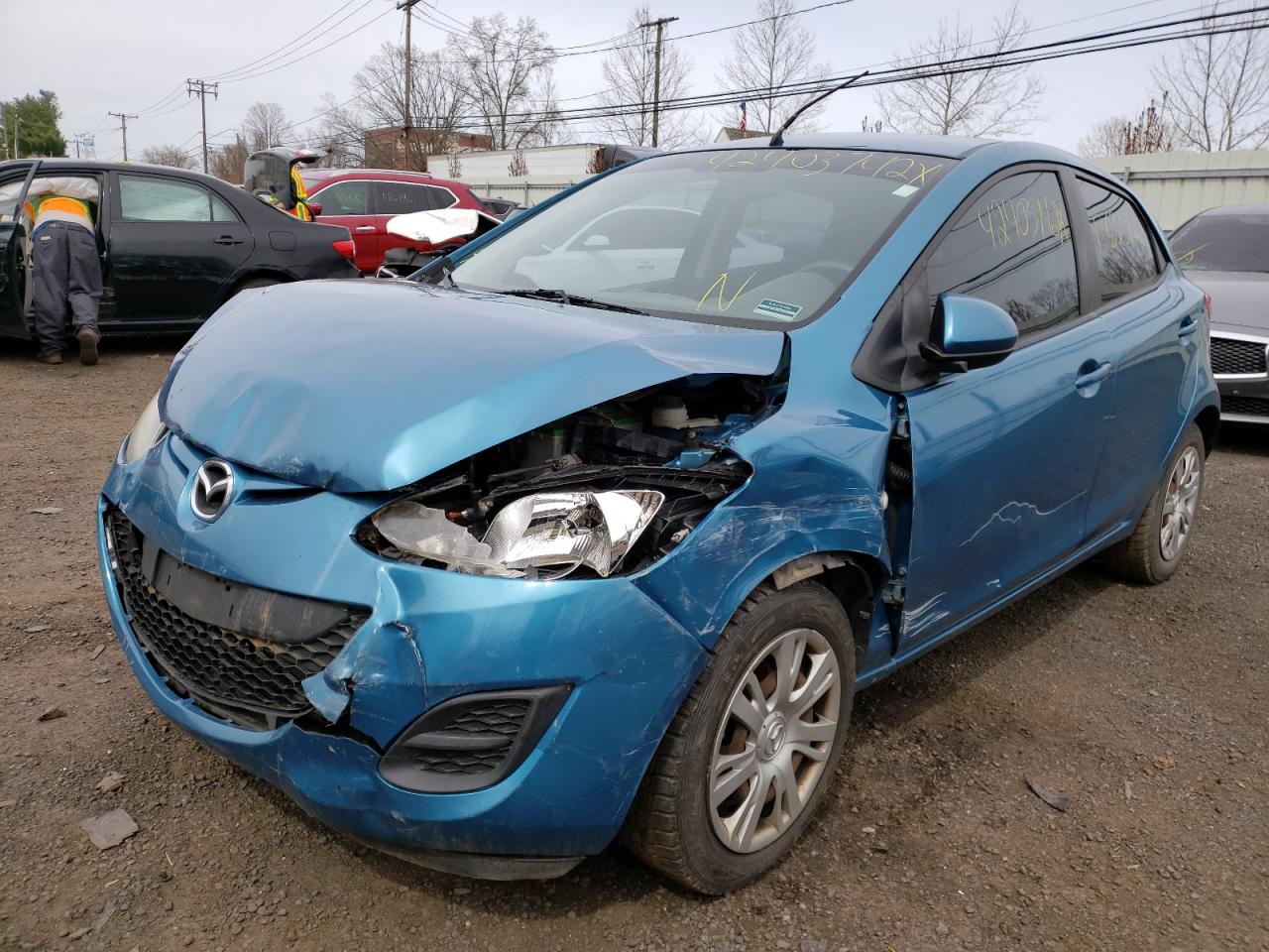 Photo 2 from auction – 2012 MAZDA MAZDA2 with VIN JM1DE1KY1C0149954