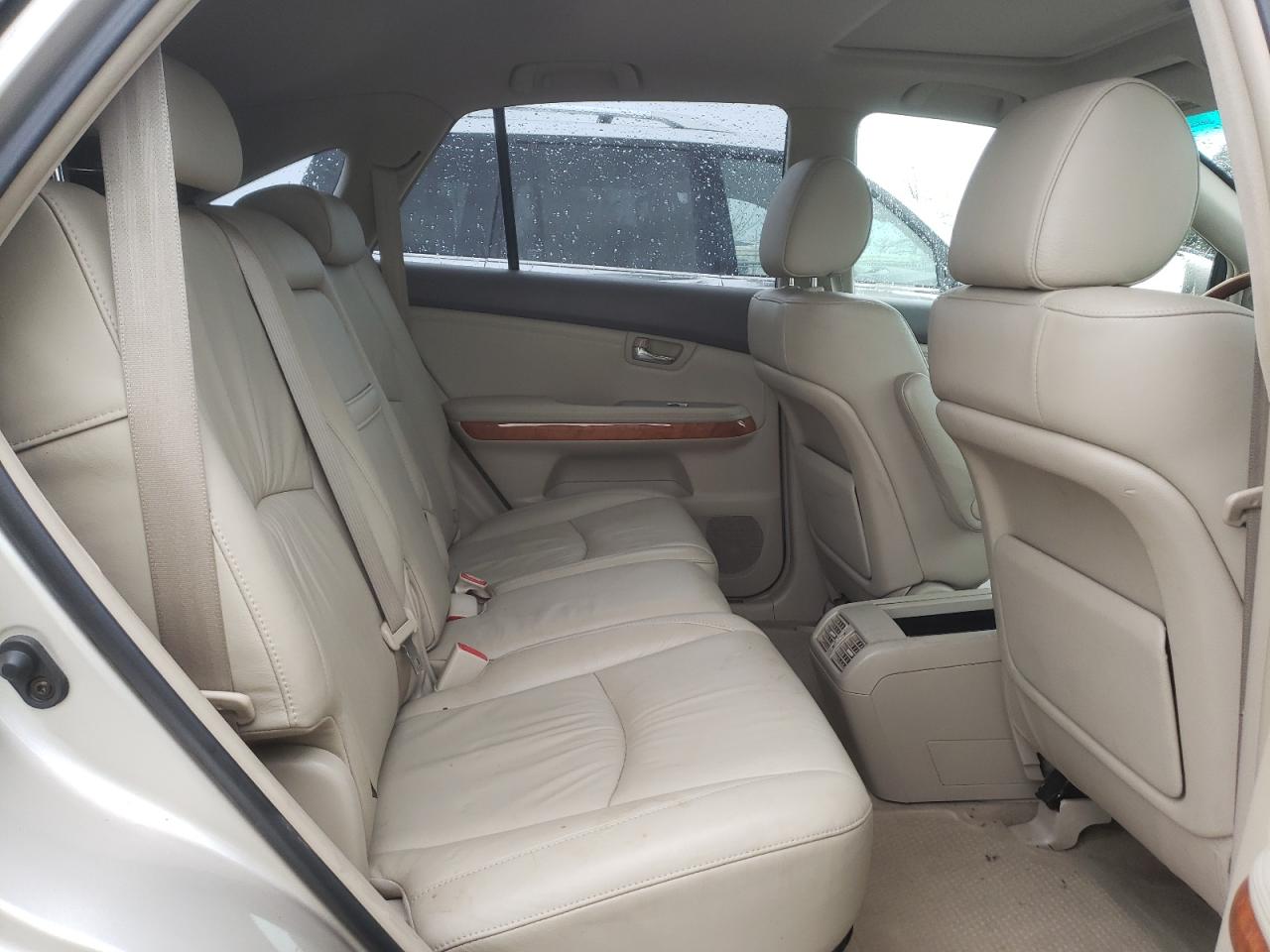 Photo 6 from auction – 2004 LEXUS RX 330 with VIN JTJHA31U640039973