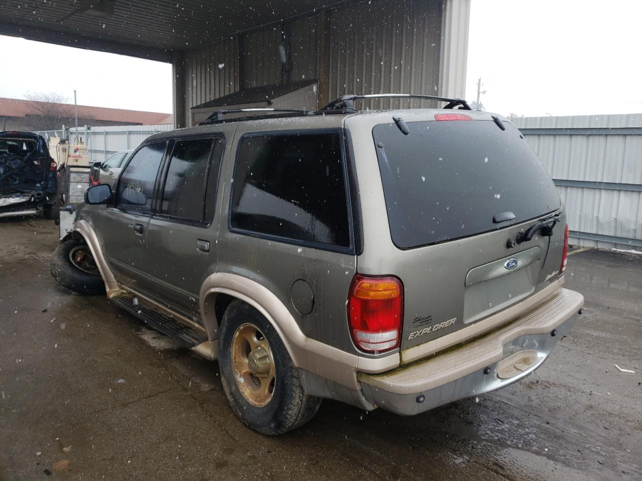 Photo 3 from auction – 2001 FORD EXPLORER E with VIN 1FMZU84P31ZA35240