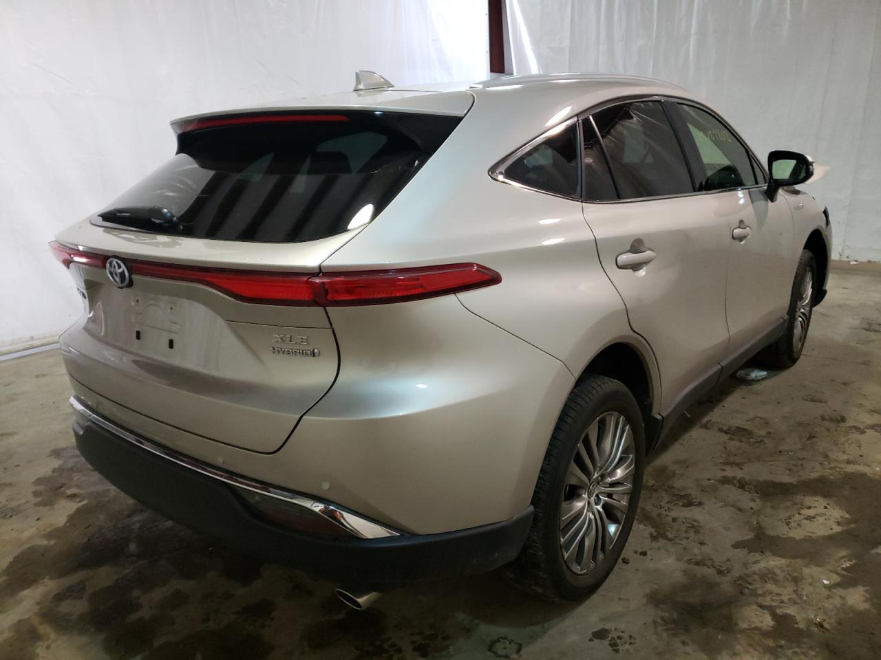 Photo 4 from auction – 2021 TOYOTA VENZA LE with VIN JTEAAAAH9MJ031111