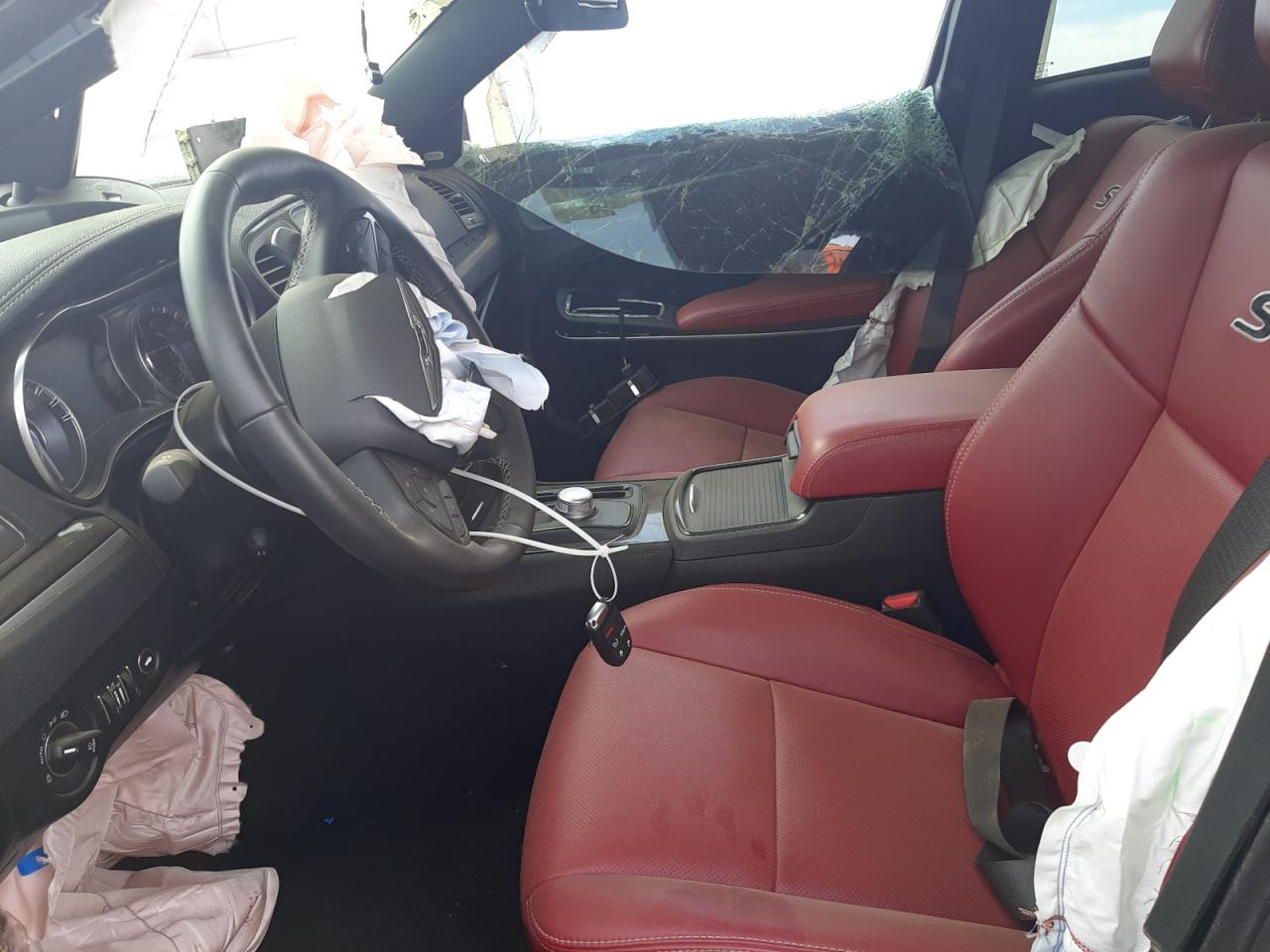 Photo 5 from auction – 2021 CHRYSLER 300 S with VIN 2C3CCABG7MH582303