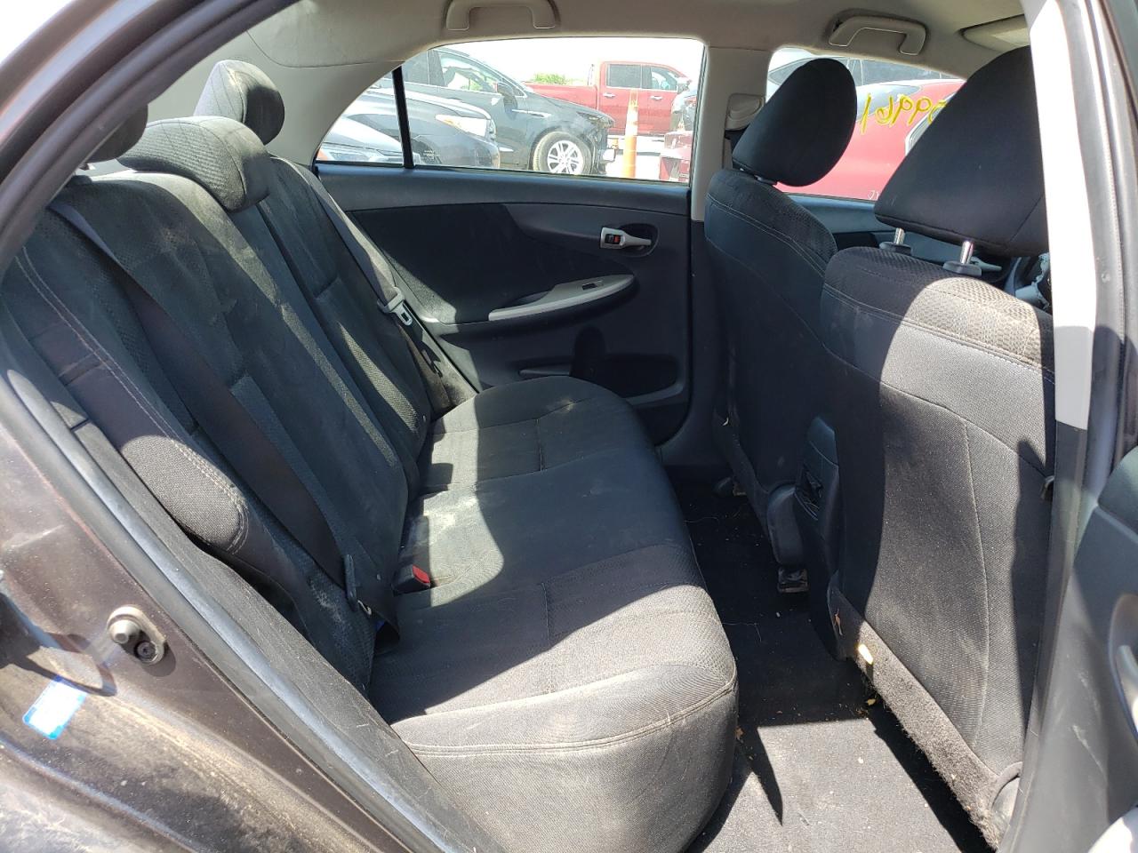 Photo 6 from auction – 2013 TOYOTA COROLLA BA with VIN 5YFBU4EEXDP085434