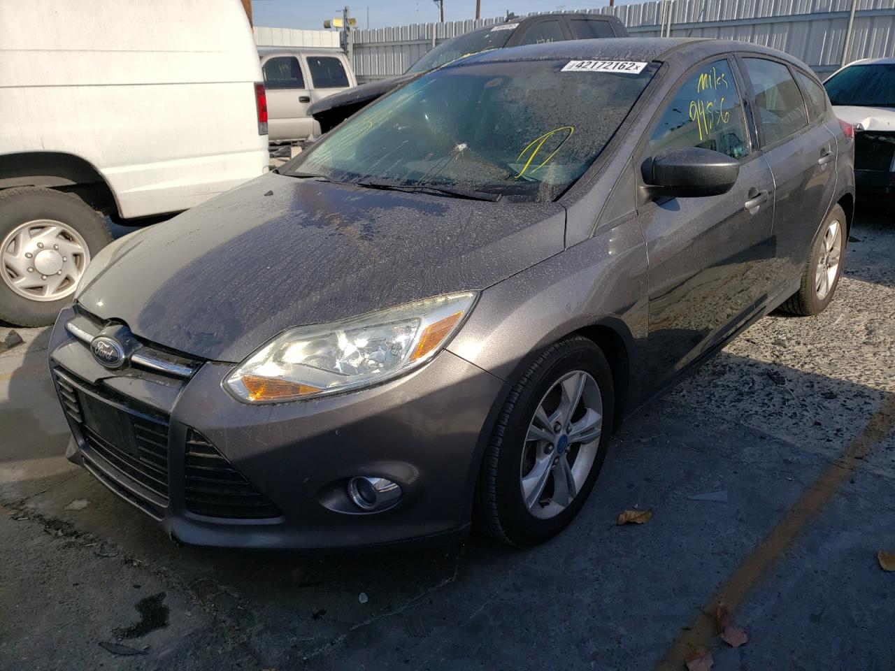 Photo 2 from auction – 2012 FORD FOCUS SE with VIN 1FAHP3K24CL452590