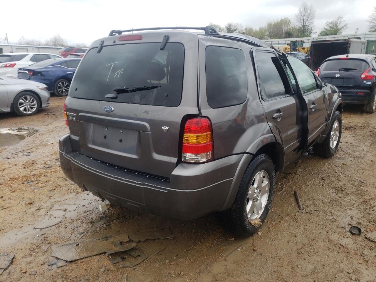 Photo 4 from auction – 2006 FORD ESCAPE LIM with VIN 1FMYU94166KA72120
