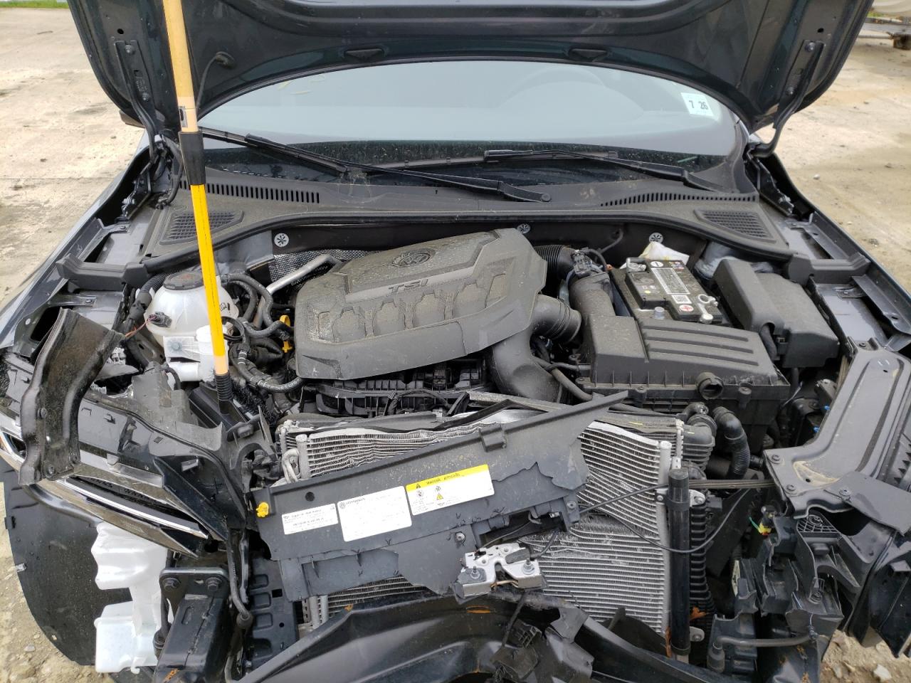 Photo 7 from auction – 2021 VOLKSWAGEN PASSAT SE with VIN 1VWSA7A36MC015093