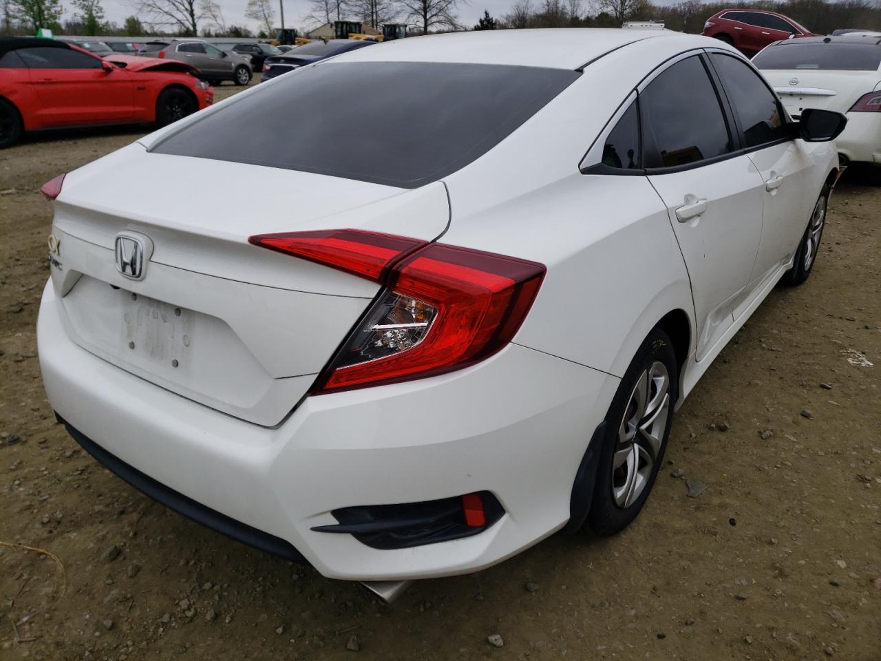Photo 4 from auction – 2017 HONDA CIVIC LX with VIN 2HGFC2F5XHH529271
