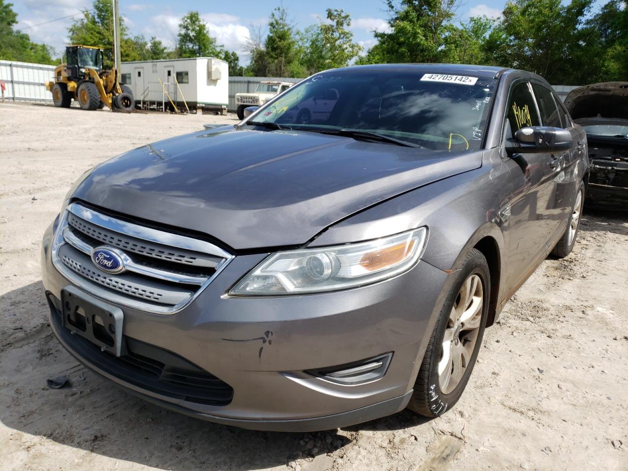 Photo 2 from auction – 2012 FORD TAURUS SEL with VIN 1FAHP2EW9CG101210