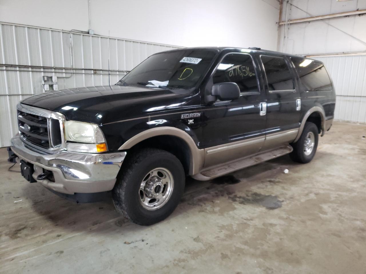 Photo 2 from auction – 2002 FORD EXCURSION with VIN 1FMNU43S92EB46252