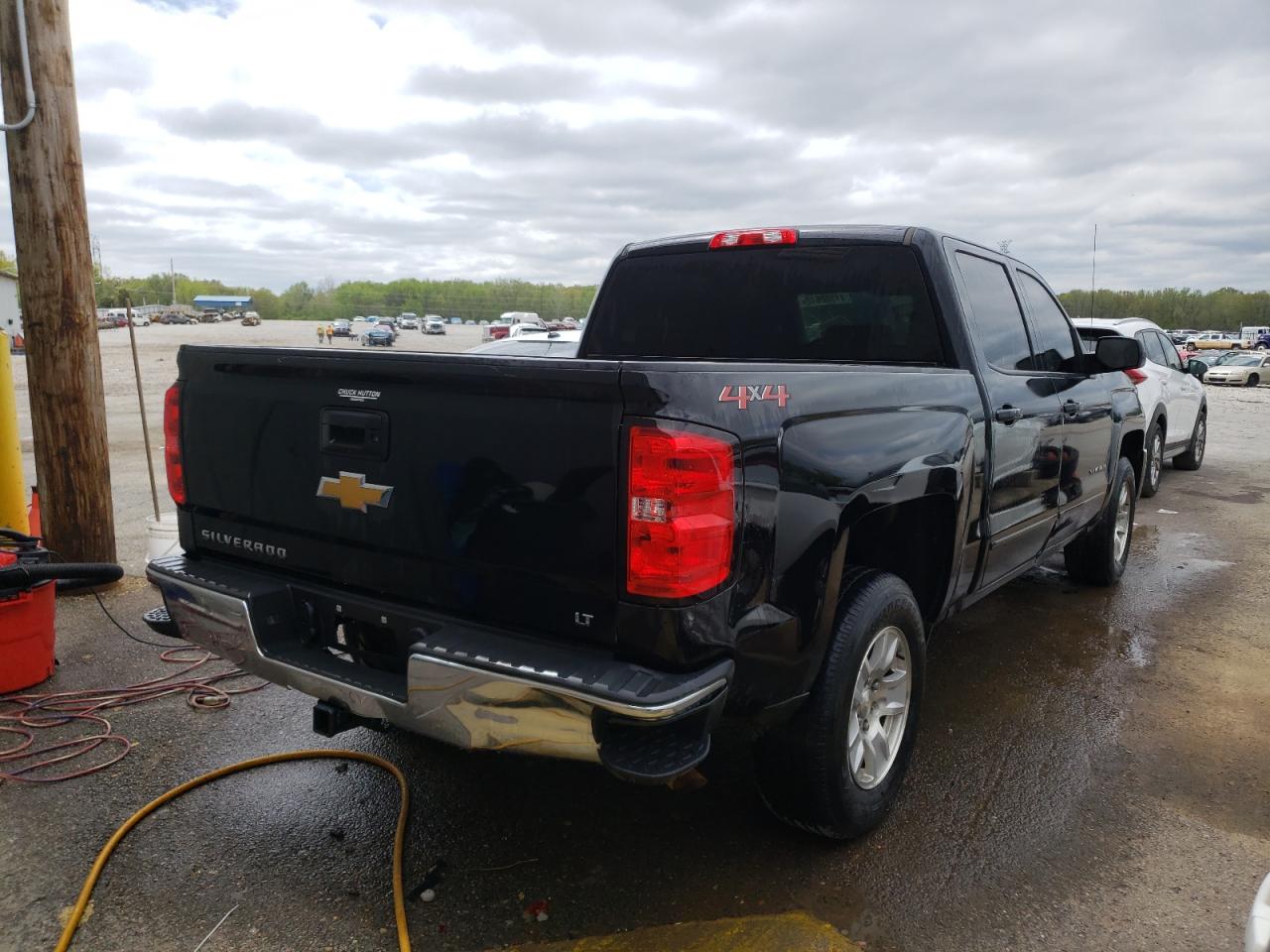 Photo 4 from auction – 2018 CHEVROLET SILVERADO with VIN 3GCUKREC7JG501080
