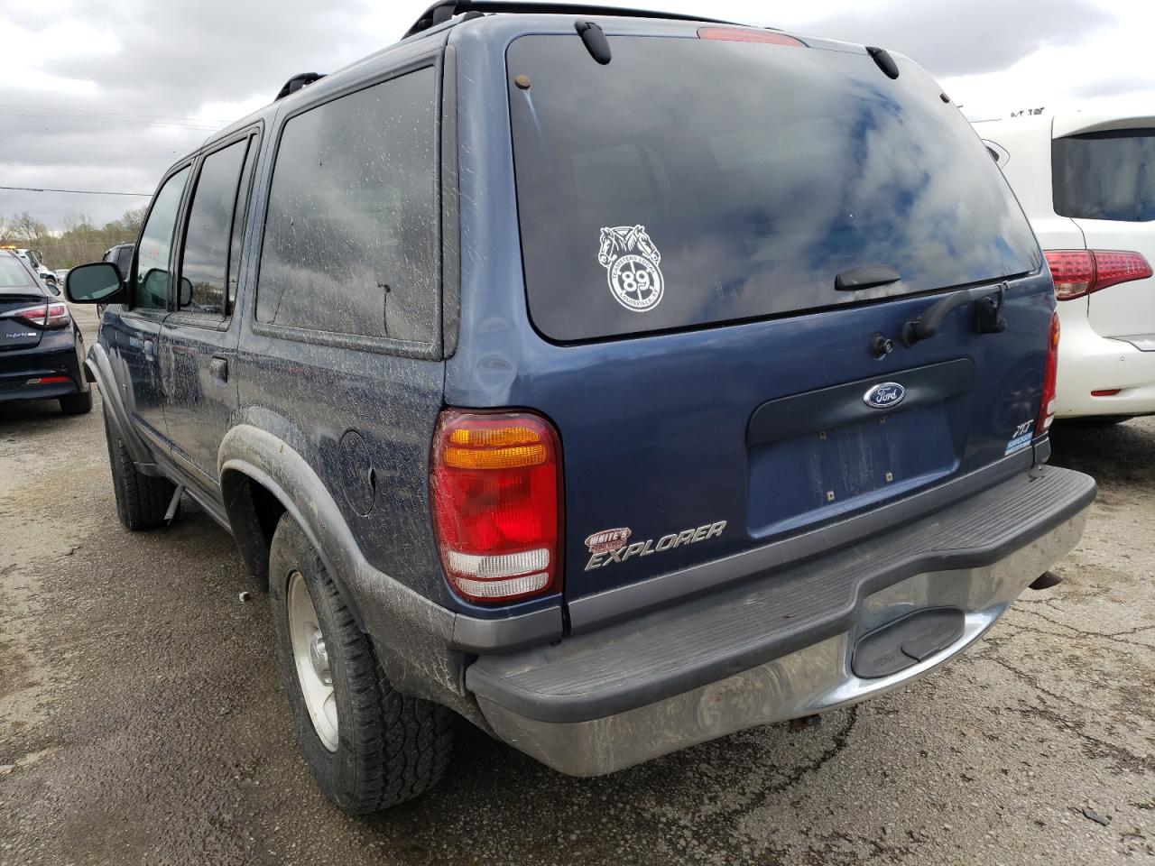 Photo 3 from auction – 2000 FORD EXPLORER X with VIN 1FMZU73E3YZA65472