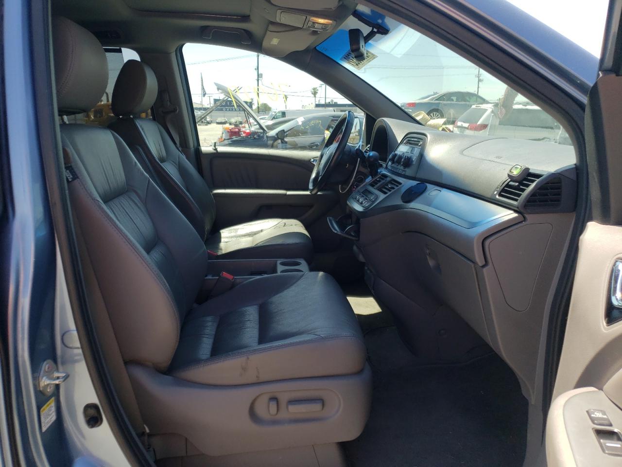 Photo 5 from auction – 2010 HONDA ODYSSEY EX with VIN 5FNRL3H66AB080643