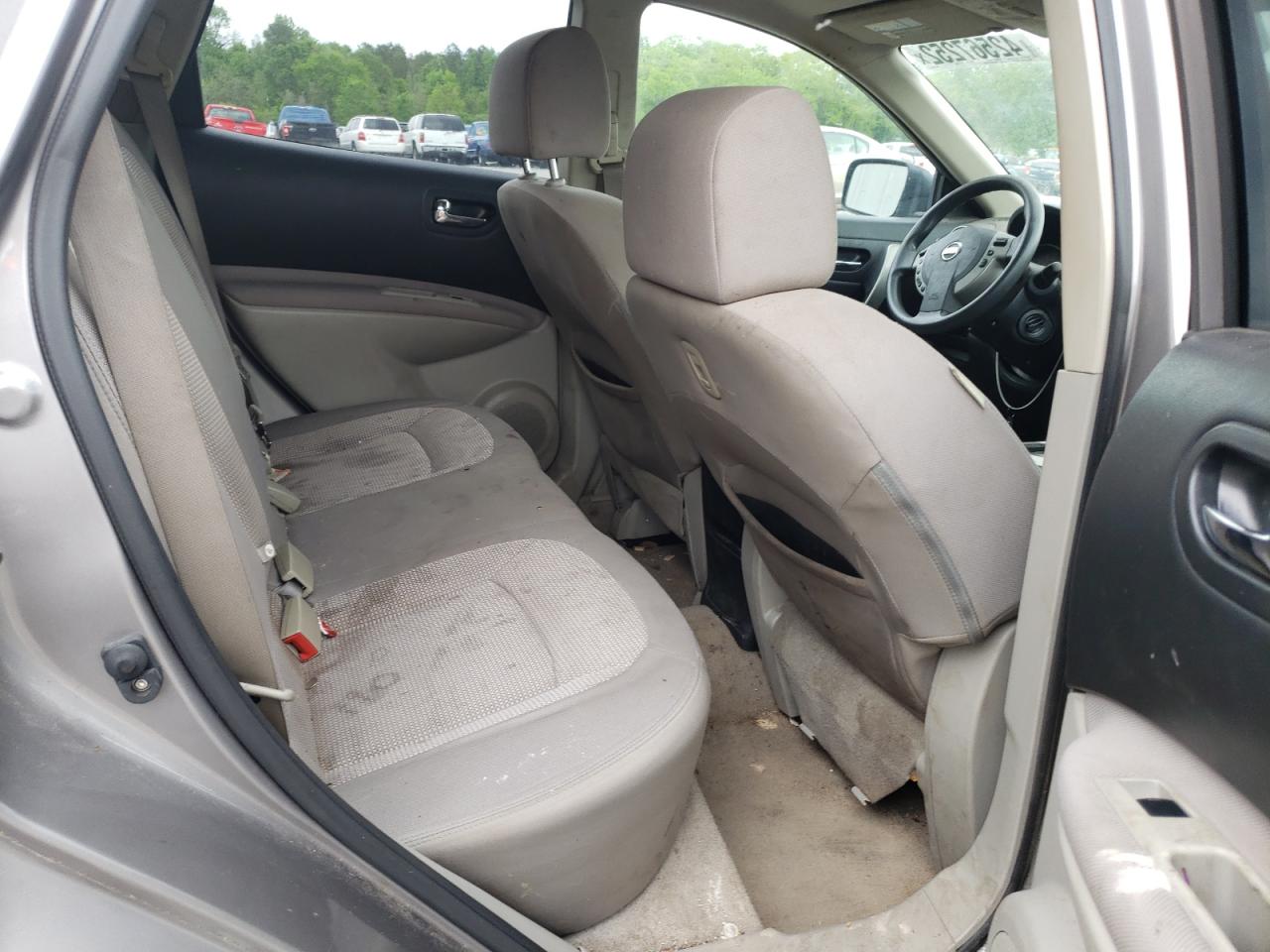 Photo 6 from auction – 2013 NISSAN ROGUE S with VIN JN8AS5MTXDW524263